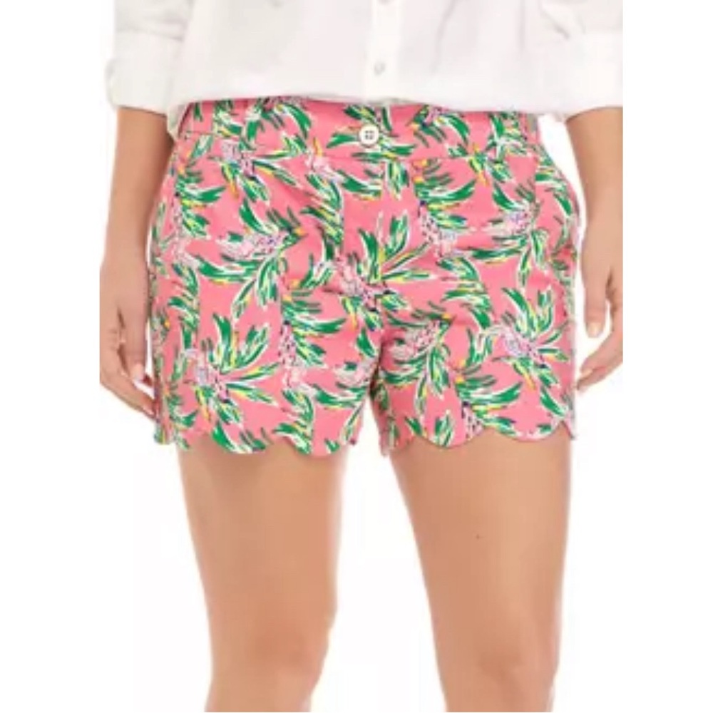 Crown & Ivy Tropical Bird Print Scalloped Hem Shorts Shelby Pink Green Size 10